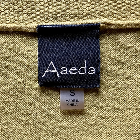 Aeda cardigan in a beautiful chartreuse, barely worn, super comfy. - Picture 6 of 6